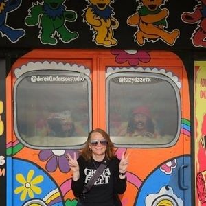 Meet your Posher, Angie